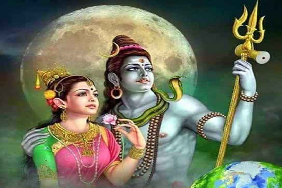 Pradosh Vrat 2022: इस बार प्रदोष व्रत में बन रहे हैं खास योग, शिव-पार्वती के साथ इन भगवान की पूजा करने से मिलेगी दीर्घायु