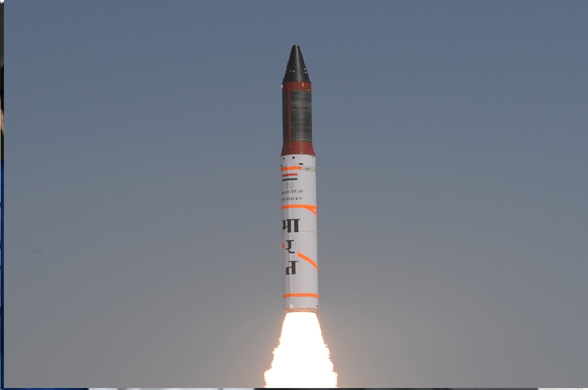 Agni 4 ballistic Missile: अग्नि-4 मिसाइल का परीक्षण हुआ सफल, अब पलक झपकते ही होगा दुश्मन का काम तमाम