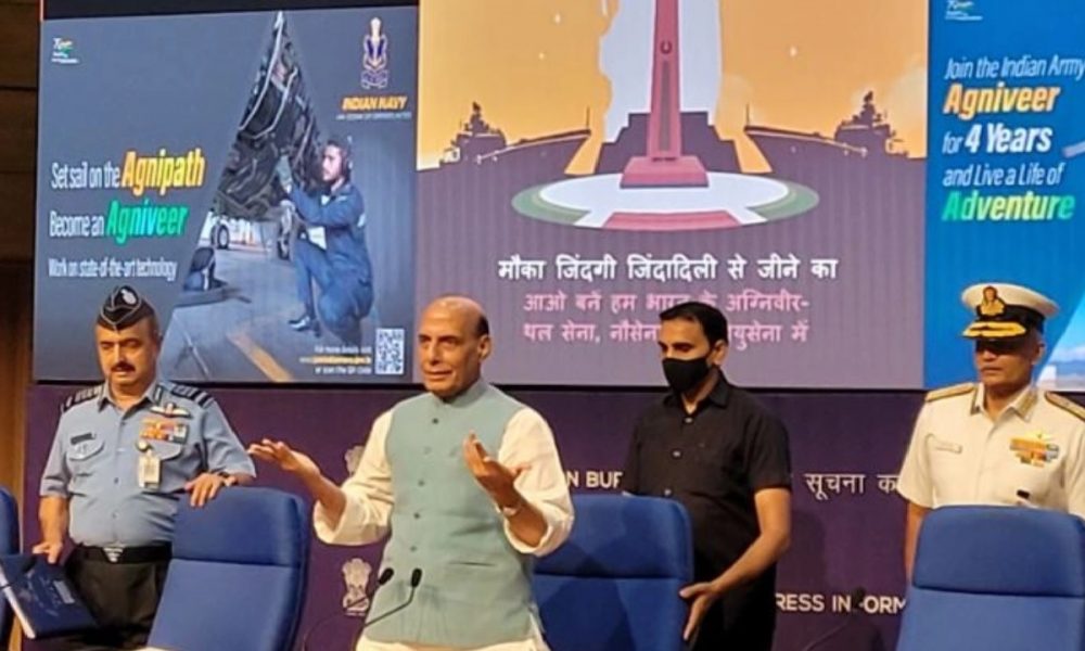 rajnath with air and navy chiefs