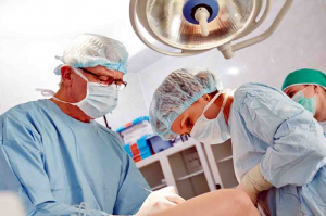 Delhi: दिल्ली के गंगाराम अस्पताल में हुई एक ऐसी सफल सर्जरी कि आप कहेंगे ये तो चमत्कार हो गया…..