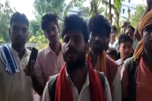 Bihar: ”भगवा वस्त्र, बसहा बैल..” गलियों में हिंदू बनकर मांग रहे भीख, पकड़े गए कई मुस्लिम युवक