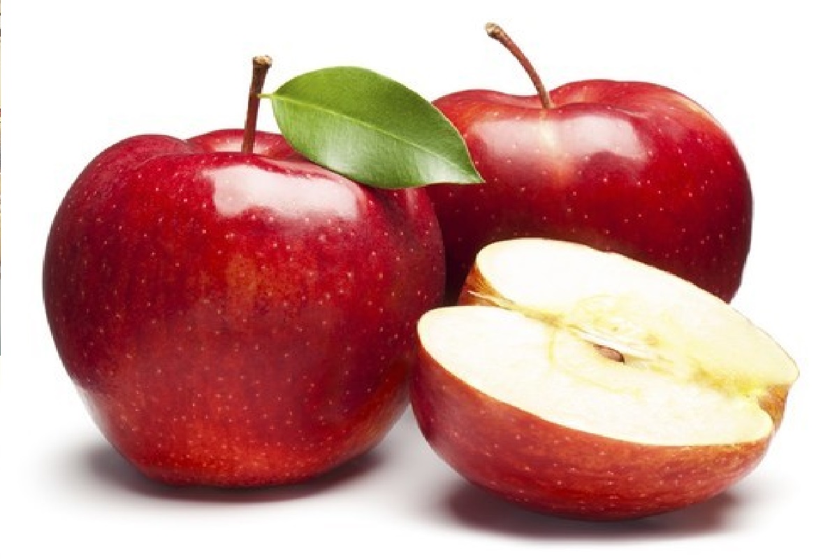 Healthy Diet in Hindi : सेब खाने के बाद गलती से भी न खाएं ये चीजें, जानें कैसी होती है इसकी तासीर