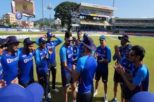 IND vs WI: दूसरे मैच में प्रसिद्ध कृष्णा की जगह आवेश खान ने किया वनडे में डेब्यू, मेजबान वेस्टइंडीज पर है ये खास दबाव