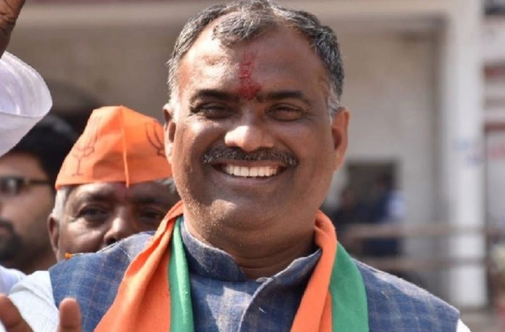girish yadav