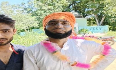 muslim youth wearing bhagwa arrested in up