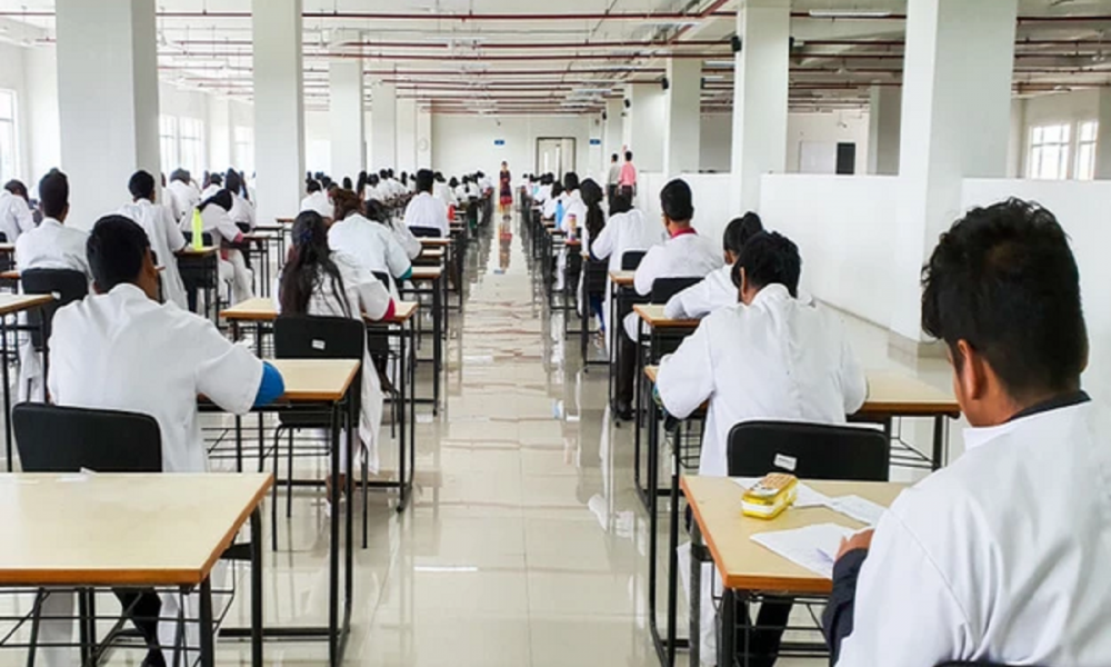 NEET EXAM 2022: केरल के कॉलेज में शर्मनाक हरकत, परीक्षा में चेकिंग में दौरान छात्राओं के उतरवाए अंडरगारमेंट्स