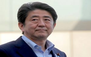 Low Level Politics: जापान के पूर्व पीएम आबे की हत्या पर कांग्रेस के नेताओं ने अग्निपथ से जोड़कर की सियासत, बीजेपी और आम लोग भड़के