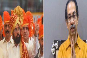 Maharashtra: उद्धव ठाकरे के लिए बुरी खबर, CM शिंदे के साथ शिवसेना के 12 सांसद PM मोदी से कर सकते हैं मुलाकात