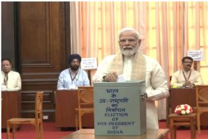 Vice President Election 2022 Live: संसदीय मंत्री प्रह्लाद जोशी ने दिया बड़ा बयान, कहा – जगदीप धनखड़ रिकॉर्ड मार्जिन से दर्ज करेंगे जीत