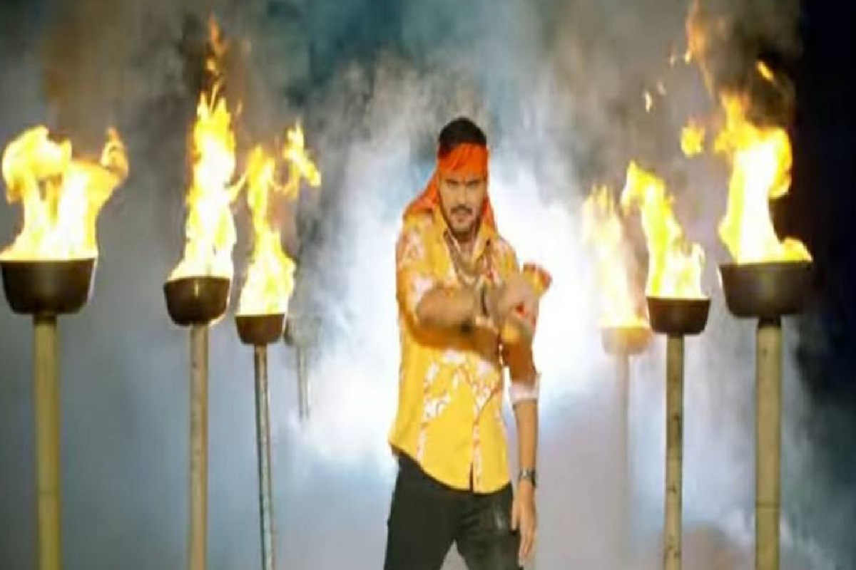 Bhojpuri Song: अरविंद अकेला ‘कल्लू’ का नया गाना हुआ रिलीज, भोलेनाथ की भक्ति में लीन एक्टर को देख झूमने पर हो जाएंगे मजबूर