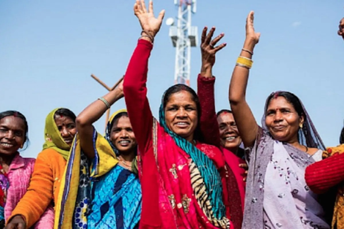 UP: उत्तर प्रदेश को ‘अमृत प्रदेश’ बनाने में जुटीं बुंदेलखंड की 40 हजार महिलाएं, पढ़ें पूरी डिटेल