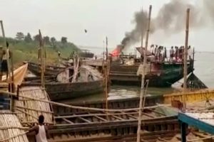 Bihar: पटना से आई दिल दहला देने वाली खबर, नाव में सिलेंडर ब्लास्ट होने से 4 लोग की मौत, कई घायल, रेस्क्यू ऑपरेशन जारी