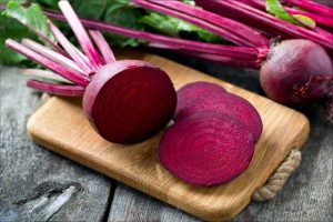 Beetroot Benefits: क्यों है चुकंदर खाना इतना जरुरी? इसके फायदे जानकर रह जाएंगे आप भी दंग
