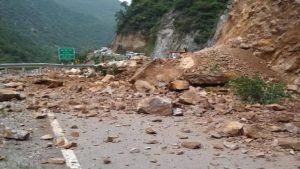 Nature’s Fury: हिमाचल और पंजाब समेत 6 राज्यों में बारिश और बाढ़ का कहर, 30 से ज्यादा की मौत, 17 लापता