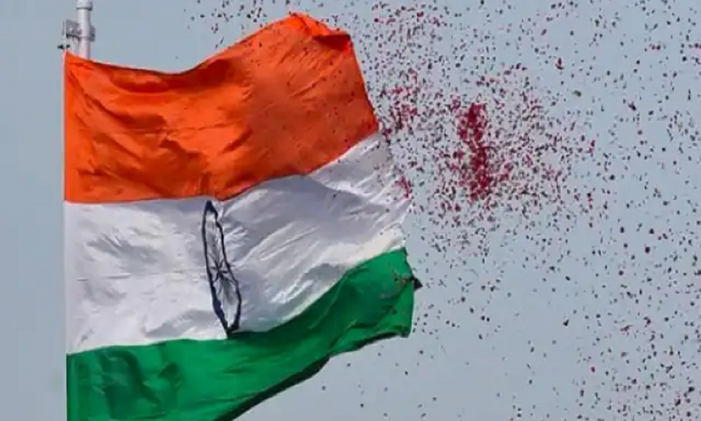 Independence Day 2022: झंडा फहराने से पहले जान लें ध्वजारोहण के ये नियम, कहीं अनजाने में आप अपमान न कर दें