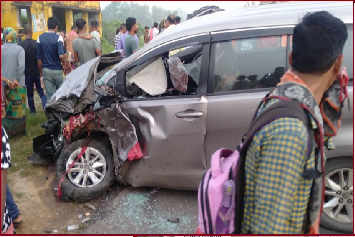 Aravalli Accident: गुजरात में तेज रफ्तार कार ने पैदल यात्रियों को रौंदा, 5 से ज्यादा की मौत; कई घायल