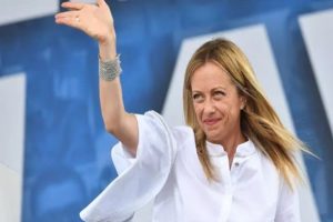 Giorgia Meloni: जानिए कौन हैं जियोर्जिया? जो बन सकतीं हैं इटली की नई प्रधानमंत्री 