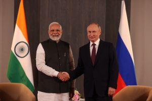 PM Modi Meets Putin: ‘जब दुनिया की दो महाशक्तियों ने मिलाया हाथ…’!, PM मोदी से मिले पुतिन, रूस-यूक्रेन युद्ध पर दिया ये बड़ा बयान