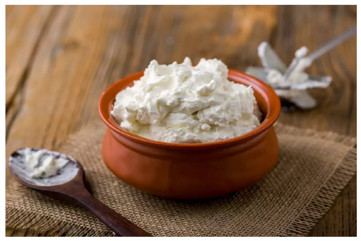 White Butter: सफेद मक्खन के फायदे देख हो जाएंगे हक्के-बक्के, आसान है बनाने का तरीका