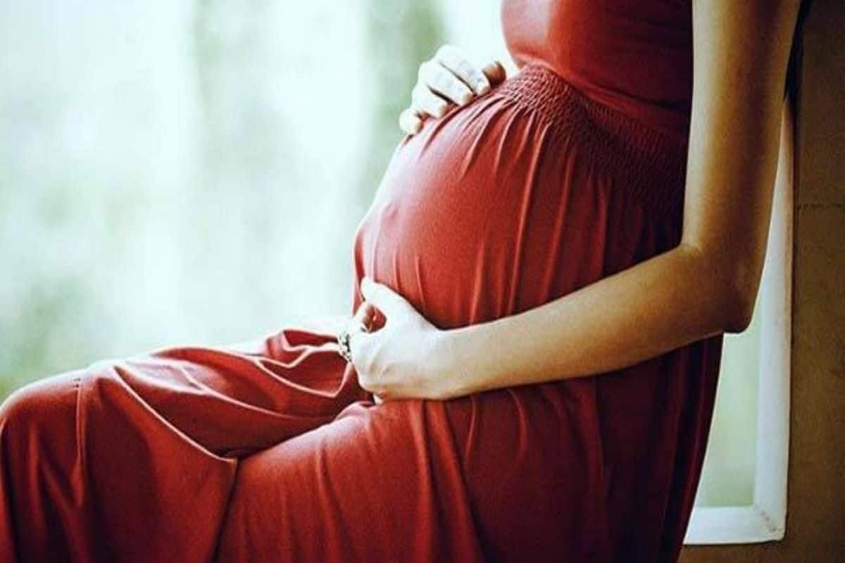 Abortion SC New Guidelines: अविवाहित महिलाओं को भी गर्भपात का अधिकार, SC का बड़ा फैसला