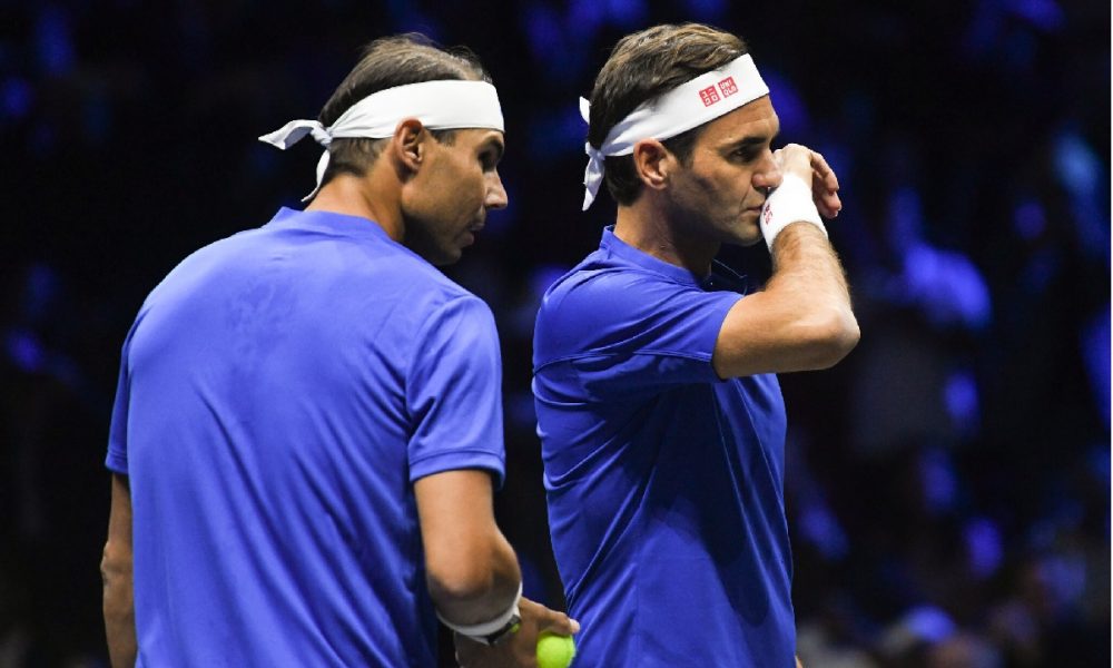 Roger Federer: स्विजरलैंड के स्टार टेनिस खिलाड़ी रोजर ने खेला अपना आखिरी मैच, नडाल के साथ खूब रोए