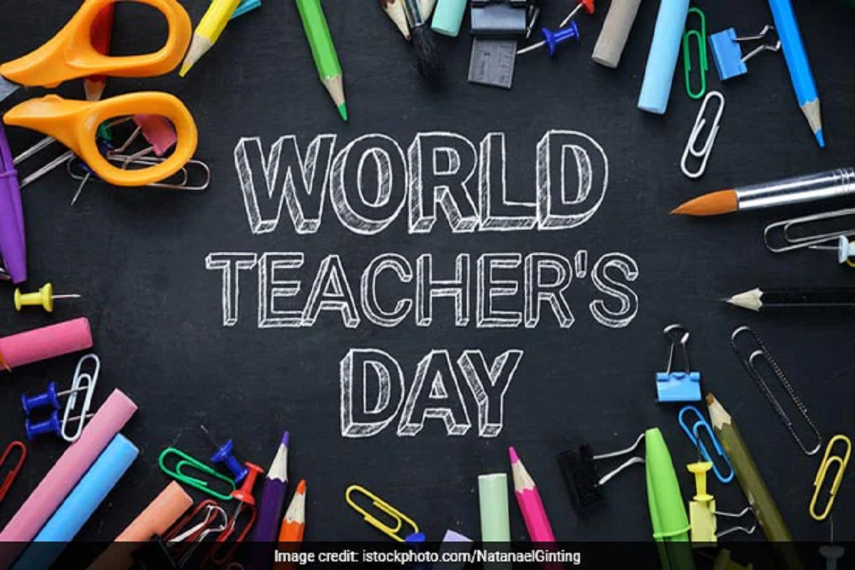 Teacher’s Day 2022: शिक्षक दिवस के मौके पर पढ़ें टीचर पर मशहूर शायरों द्वारा लिखे प्रसिद्ध शेर