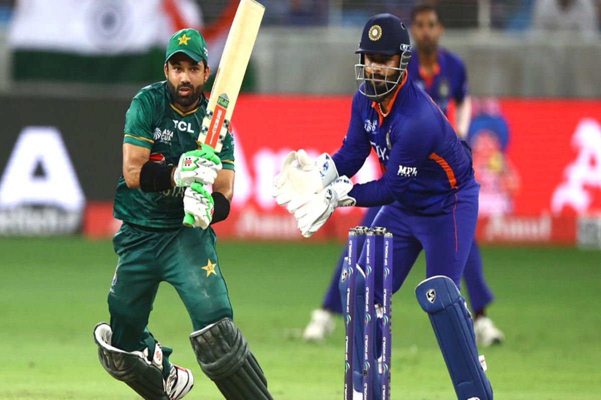 IND vs PAK, Asia Cup 2022: भारतीय प्रशंसकों की उम्मीदों पर फिरा पानी, पाकिस्तान ने 5 विकेट से जीता मुकाबला
