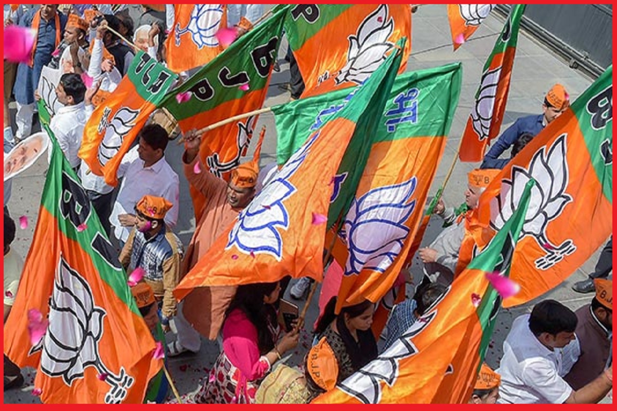 Himachal Pradesh: हिमाचल चुनाव से पहले BJP का बड़ा एक्शन, पार्टी के उपाध्यक्ष राम सिंह को दिखाया बाहर का रास्ता