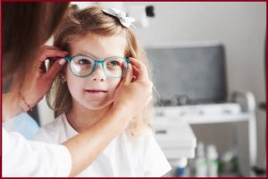 Food For Eyes: हटाना है बच्चों की आंखों में लगा चश्मा, तो आज ही खिलाना शुरू कर दें ये 5 चीजें
