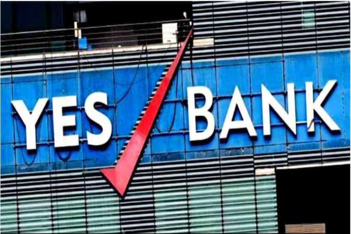 Business News : दिवाली से पहले YES Bank को लगा करारा झटका, सितंबर तिमाही में 32% कम हुआ मुनाफा