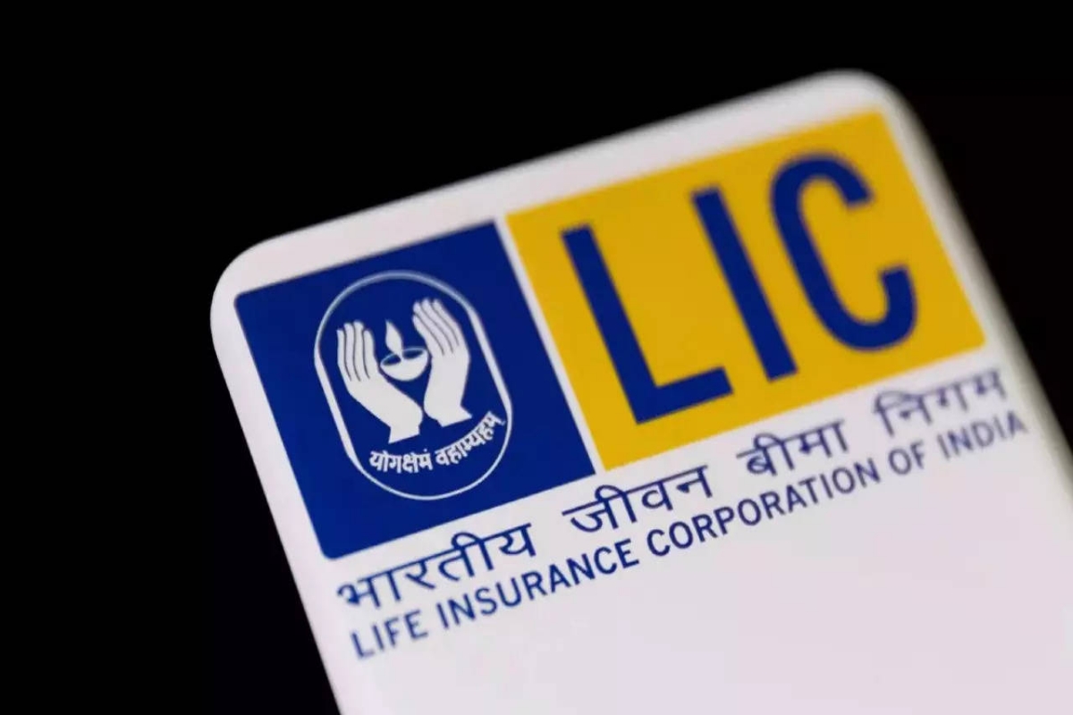 Business News : LIC ने बेच डाले इस सरकारी कंपनी के 20 करोड़ से ज्यादा के शेयर, जानिए अब कितनी बची है हिस्सेदारी