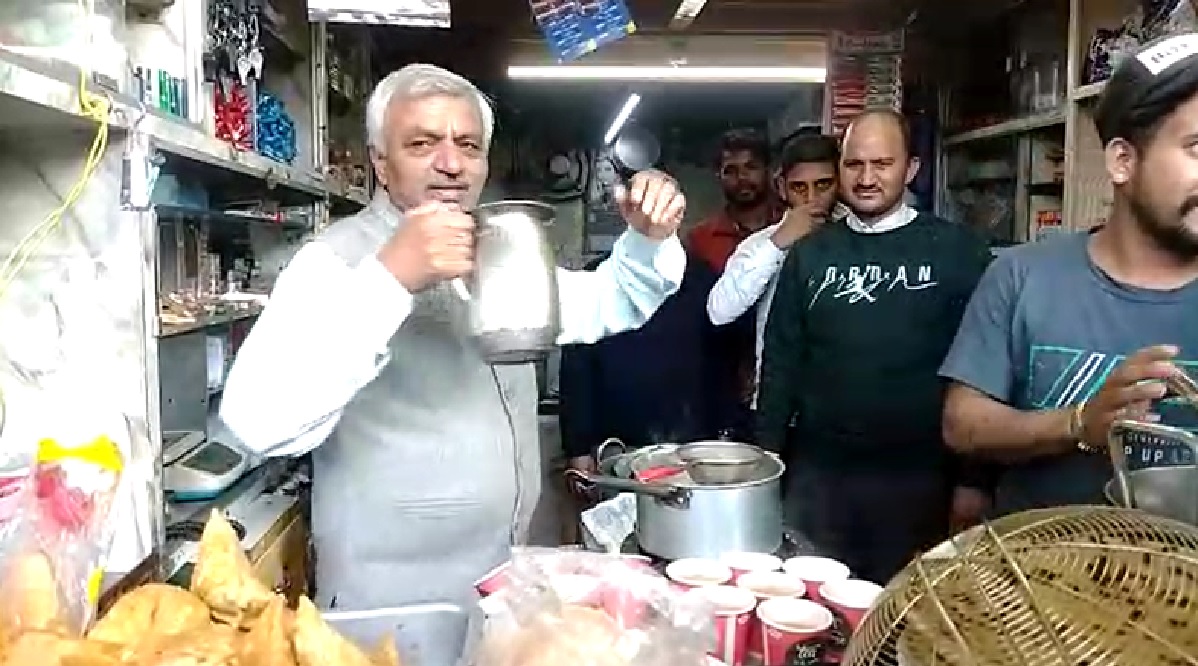 Himachal Assembly Election: हिमाचल प्रदेश के टिकट बंटवारे में PM मोदी ने फिर चौंकाया, चाय बेचने वाले को बनाया शिमला सिटी सीट से उम्मीदवार