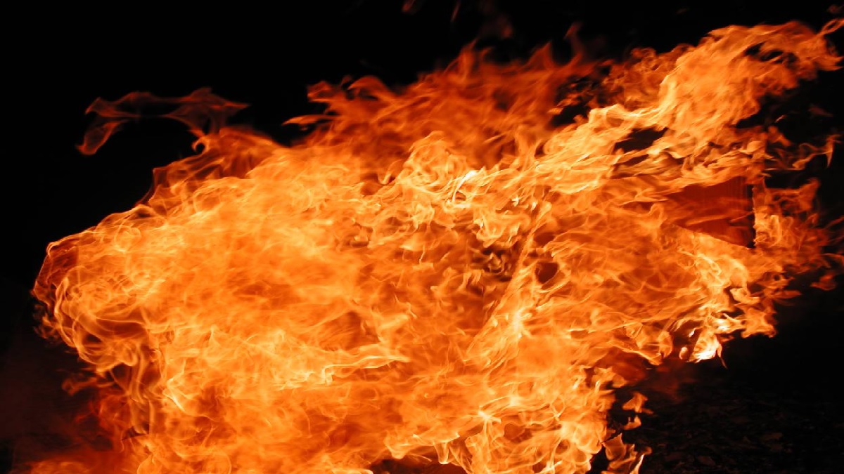 Jharkhand Self Immolation: झारखंड में दलित छात्रा ने स्कूल में कपड़े उतरवाए जाने के बाद किया आत्मदाह, 80 फीसदी जलने से हालत गंभीर