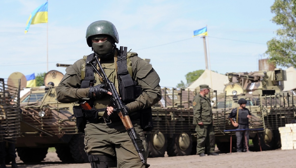 India-Ukraine: भारत ने यूक्रेन में अपने नागरिकों को जारी की एडवायजरी, तुरंत निकलने के लिए कहा