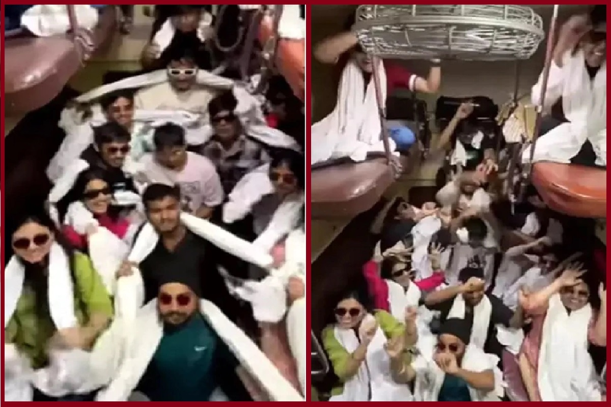 Viral Bhajan: ‘आरती कुंज बिहारी की…’ गले में गमछा-आंखों पर चश्मा लगाए ट्रेन में यात्रियों ने किया भजन पर जबरदस्त डांस, वीडियो देखें
