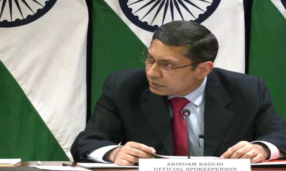 Indian Cough Syrup: उज्बेकिस्तान ने बच्चों की मौतों के लिए भारत को ठहराया जिम्मेदार, MEA ने दिया ये जवाब