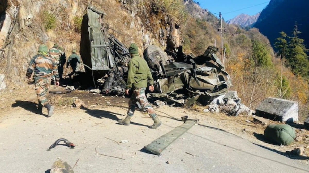 Sikkim Accident : सिक्किम में सेना का ट्रक खाई में गिरा, 16 जवान मौके पर ही शहीद, राष्ट्रपति मुर्मू और पीएम मोदी ने जताया दुख