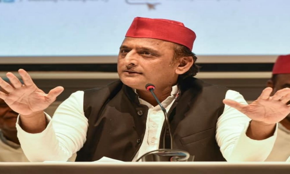 Akhilesh Yadav: I.N.D.I.A गठबंधन पर ये क्या बोल गए अखिलेश? कांग्रेस ने फौरन संभाल लिया मोर्चा और फिर…!