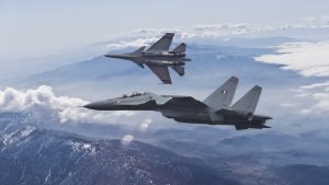 Indian Air Force Exercise: चीन और पाक के संयुक्त हमले से निपटने को तैयार है भारतीय वायुसेना, आज से कर रही बड़ा युद्धाभ्यास