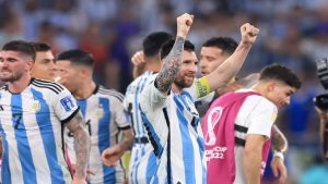 FIFA World Cup 2022: मेसी और कुओल ने रचा इतिहास, ऑस्ट्रेलिया को पीटकर अर्जेंटीना फीफा वर्ल्ड कप के क्वॉर्टर फाइनल में