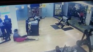 Indore Gym Heart Attack Video: जिम में कसरत के दौरान होटल मालिक को पड़ा दिल का दौरा, चंद सेकंड में हुई मौत