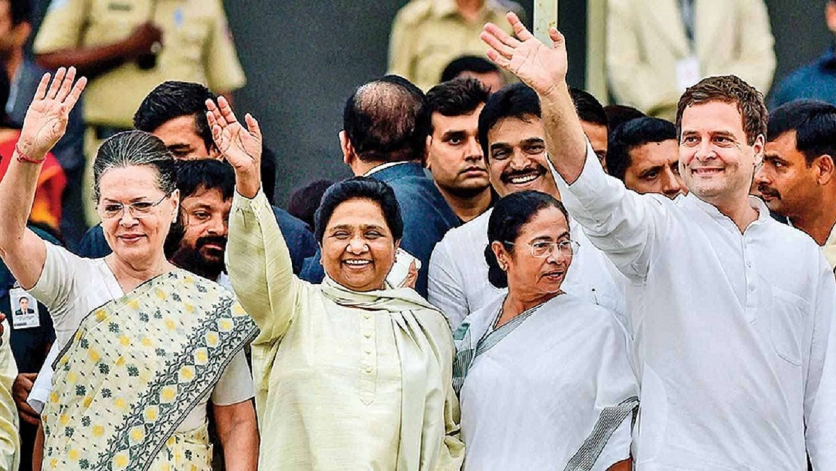Mayawati Birthday: मोदी विरोधी विपक्षी एकजुटता की कोशिशों को मायावती ने दिया झटका, अकेले सभी चुनाव लड़ने का किया एलान