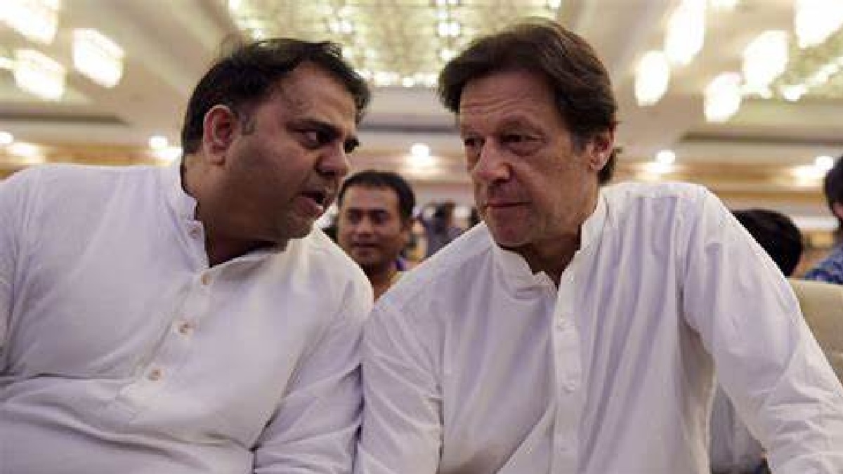 fawad chaudhry and imran khan