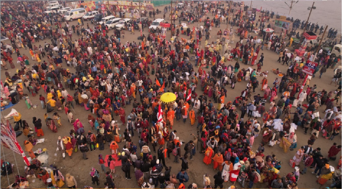 Mauni Amavasya 2023: मौनी अमावस्या में संगम स्नान करने भक्तों की भीड़ पहुंची, काफी जोश में दिखें श्रद्धालु