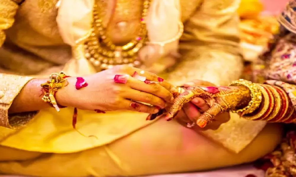 अनसुनी कहानियां: जिससे किया प्यार, वो बन गया मेरी ही बहन का पति, अब दोनों को साथ देखना हो रहा है मुश्किल