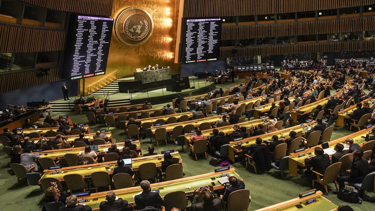 UN Voting : यूक्रेन की शांति के लिए UN में पारित किया गया प्रस्ताव, भारत सहित 32 देशों ने वोटिंग से किया परहेज