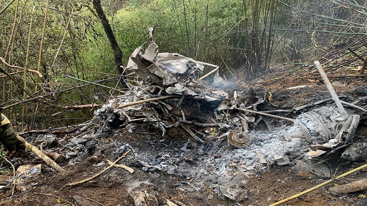 Army Helicopter Crashed: अरुणाचल के बोमडिला में बड़ा हादसा, सेना का चीता हेलीकॉप्टर हुए दुर्घटनाग्रस्त, दोनों पायलटों शहीद
