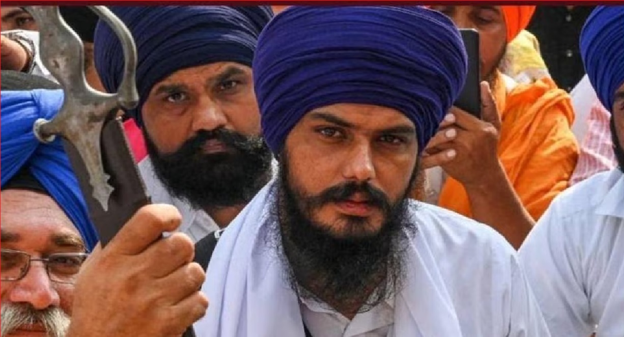 Amritpal Singh Arrested: पंजाब पुलिस को मिली बड़ी सफलता, हत्थे  चढ़ा खालिस्तानी समर्थक अमृतपाल सिंह