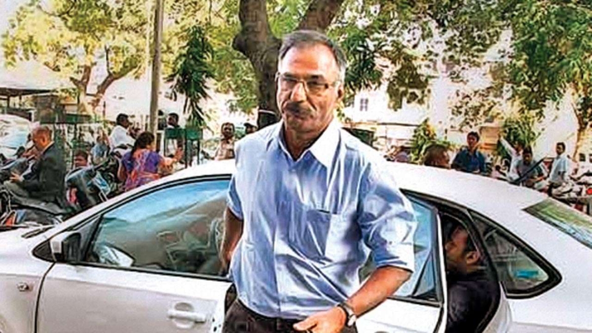 Former IAS Pradeep Sharma : जमीन आवंटन केस में पूर्व IAS प्रदीप शर्मा पर गिरी गाज, हुए गिरफ्तार
