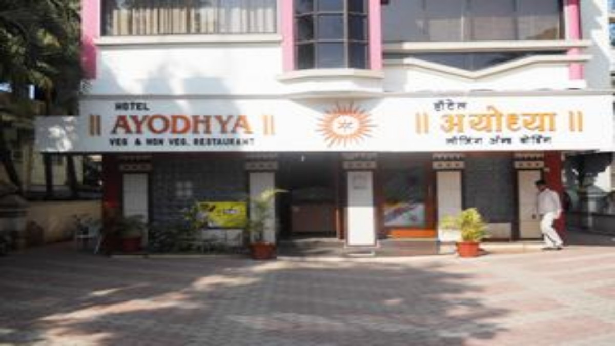 Ayodhya : अब अयोध्या आने वाले श्रद्धालुओं को मिलेगी होमस्टे और बेहतरीन धर्मशालाओं की व्यवस्था.. पर्यटन विभाग के साथ मिलकर किया जा रहा काम